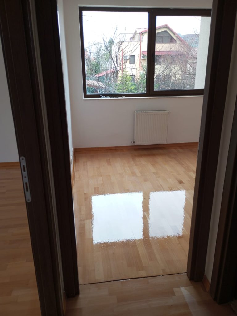 raschetare parchet lacuire parchet reconditionare parchet